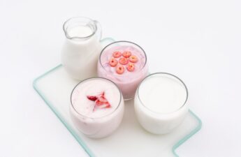 picture of multiple yoghurt bowls